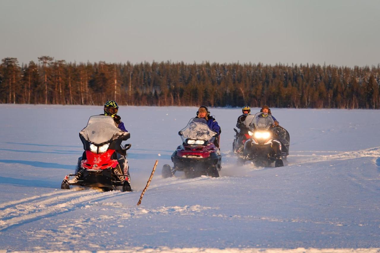 Village Lomahuoneisto Maalaistalot Kierinki